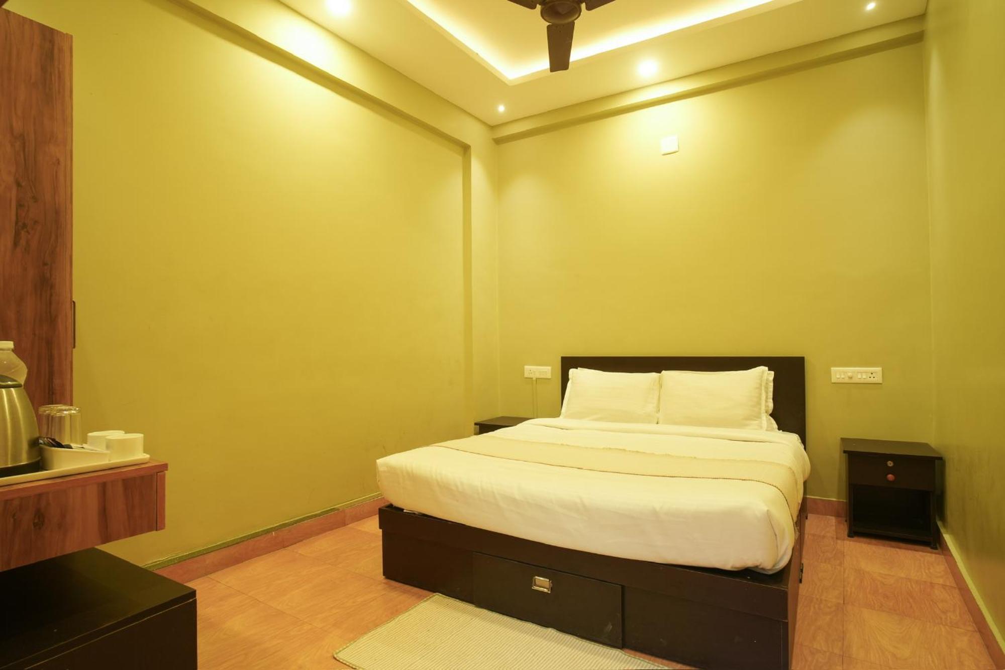 칼파타 Rasha Residency 호스텔 외부 사진