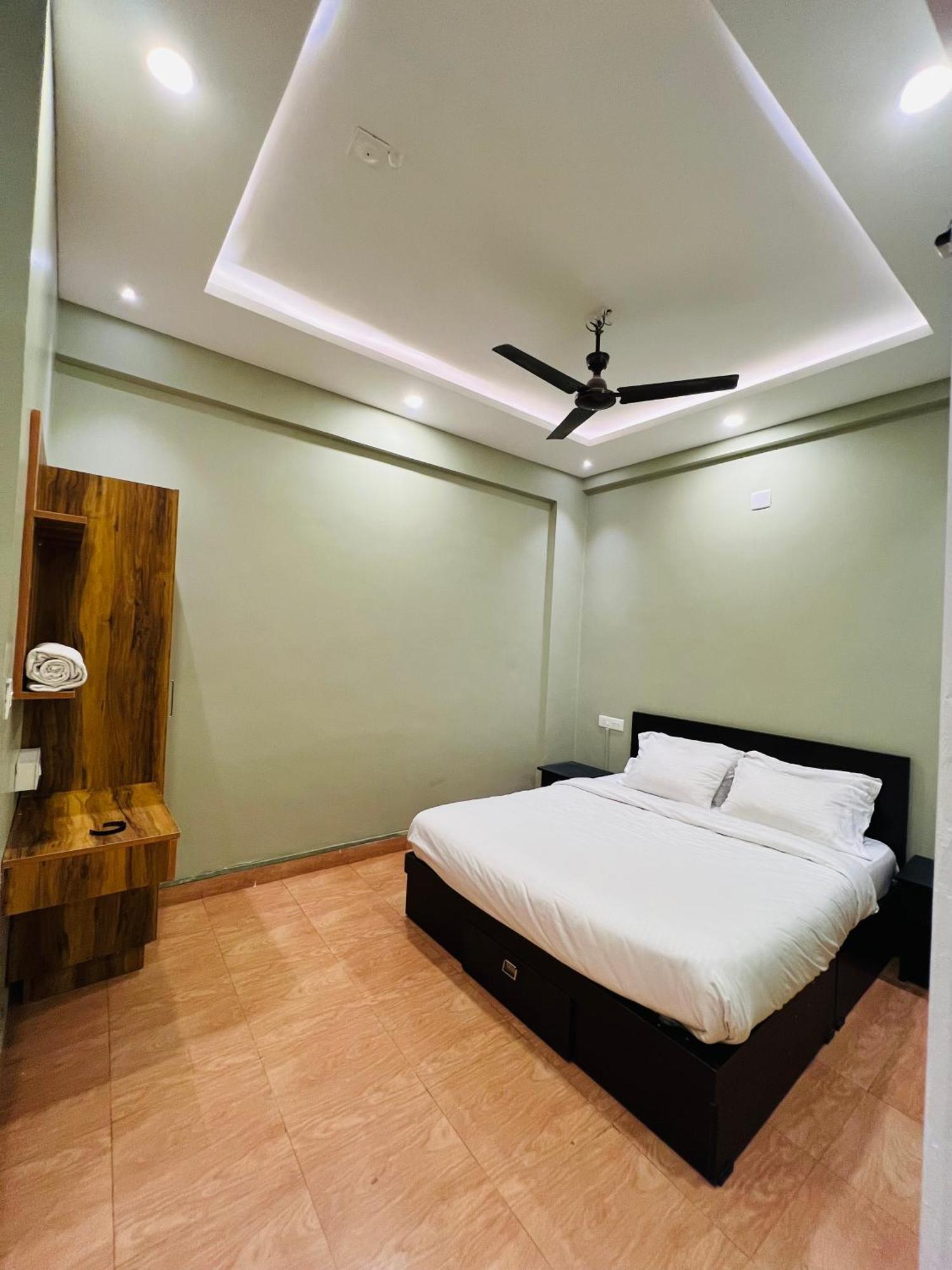칼파타 Rasha Residency 호스텔 외부 사진